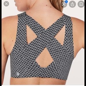 Lululemon Enlite bra 36D